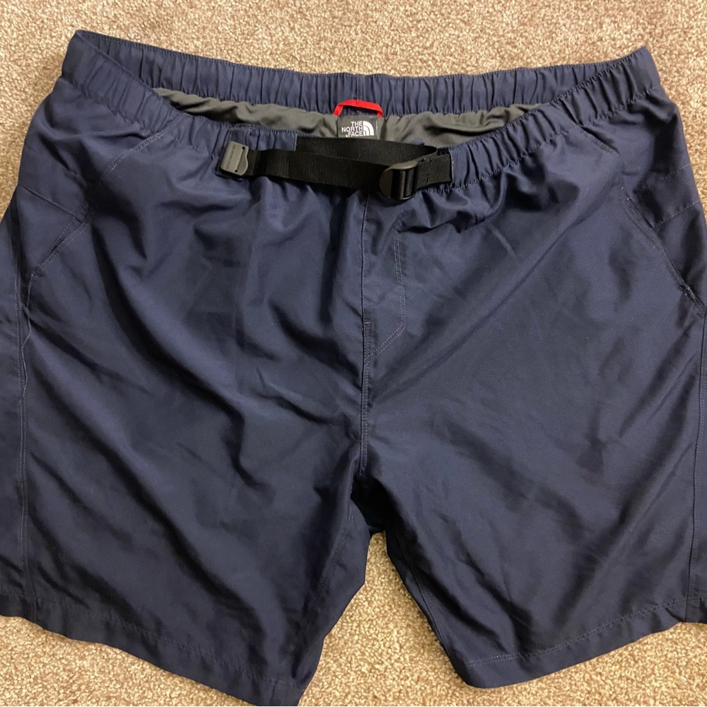 The North Face Men’s XXL Dark Blue Athletic / Running Shorts